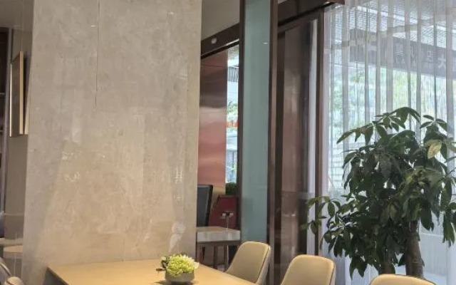 Lavande Hotel (Kunming Wujiaba CBD Center )