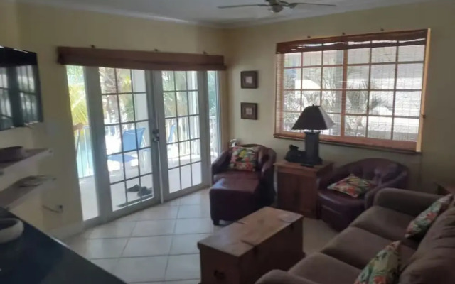 Villa w/ Pool & Dock in Marathon