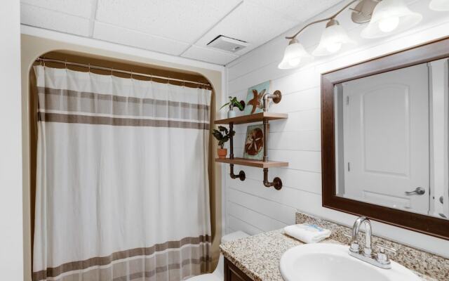 Edgewater Golf Villa 1409