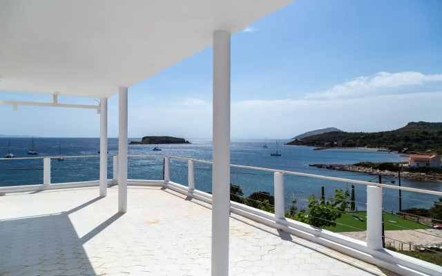 Poseidon Apartments & Villas By The Sea