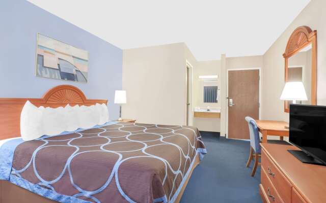 Super 8 by Wyndham Middletown