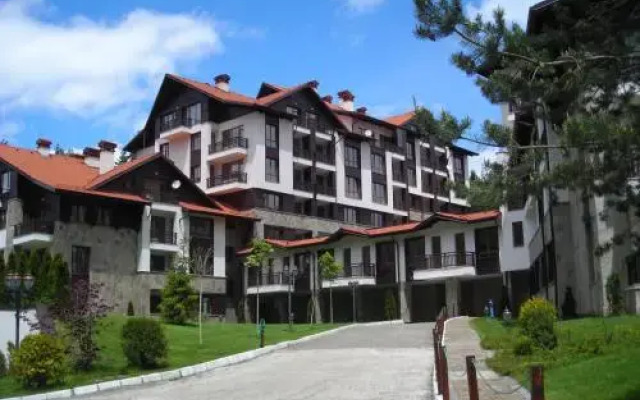 Rivendell Apartments Semiramida Gardens