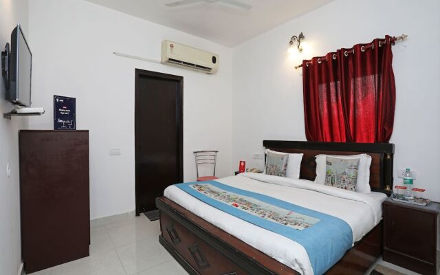 OYO 10500 Royal Awadh