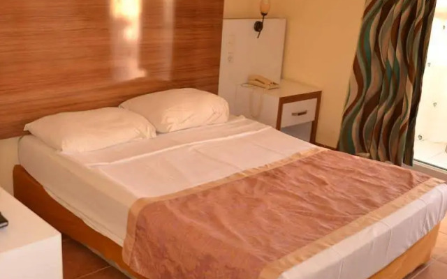 Huzuray Hotel