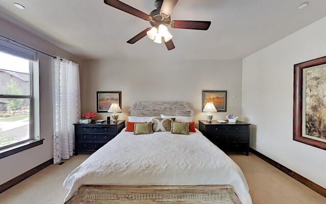 999wabig 4 Bedroom Home