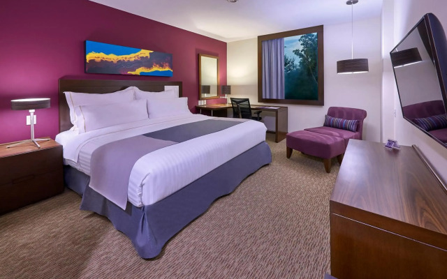 Holiday Inn Guadalajara Patria Universidad by IHG