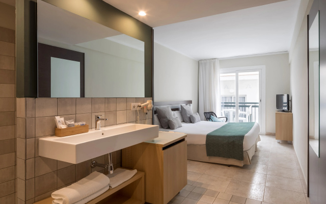 AQUA Hotel Bertran Park