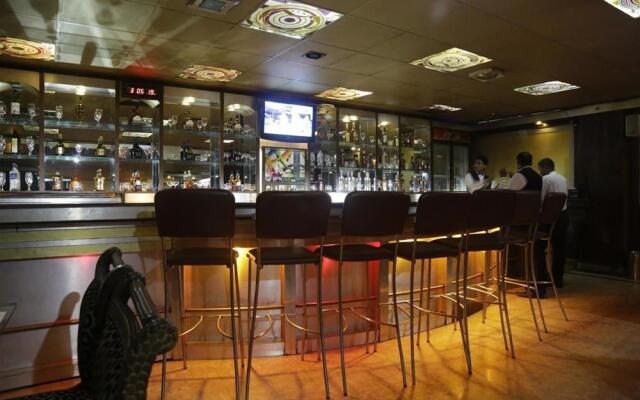 Capital O 1585 Hotel Palash Residency
