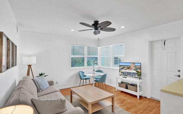 Marine Villas 4 in Hollywood