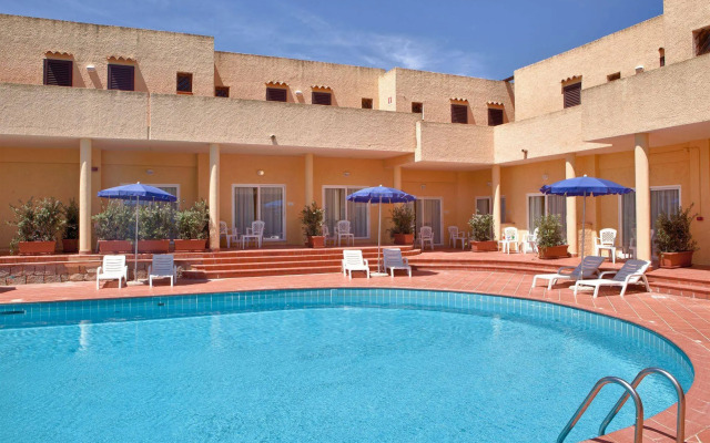 Blu Hotel Laconia Village