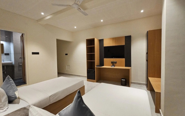 Emerald Urban Comforts