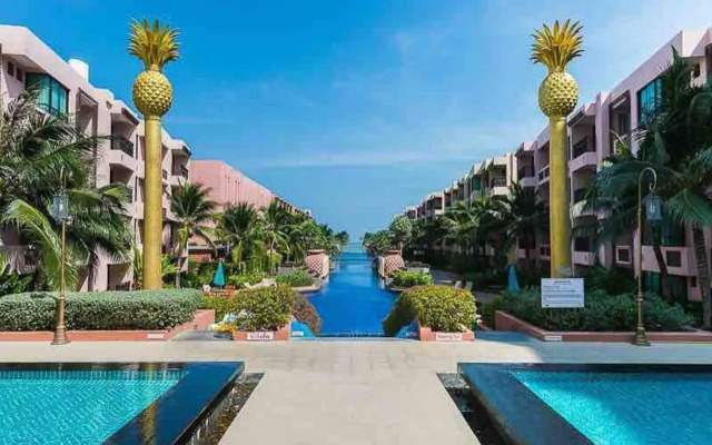 Marrakesh Huahin 4bedrooms suite with Jacuzzi 208