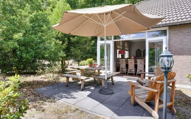 Holiday Home With a Terrace at Bedafse Bergen