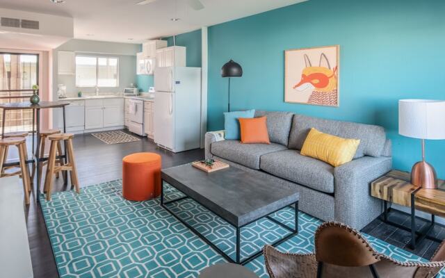 1BR near Fashion Square by WanderJaunt