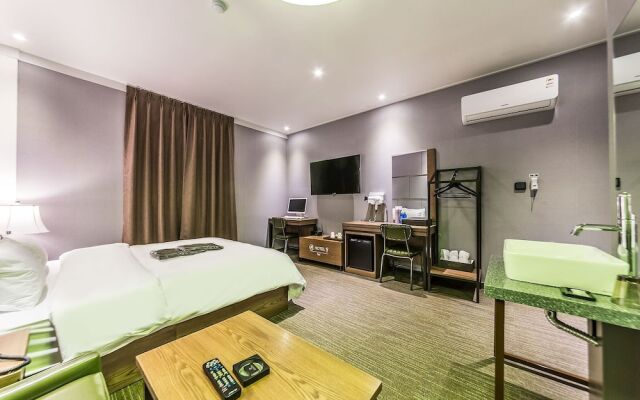 Gangdong Wol Boutique Hotel