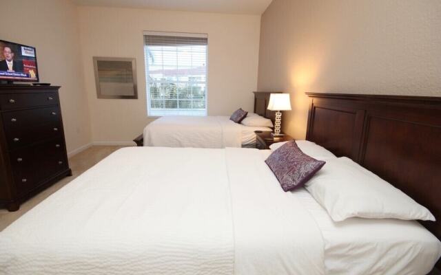 7-305 3 Bedroom Condo by RedAwning