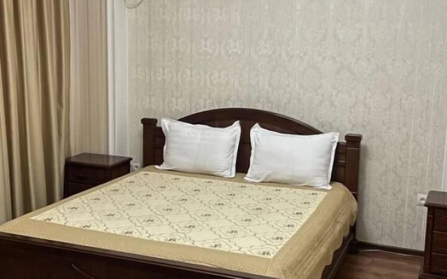 Lokomotiv Hotel