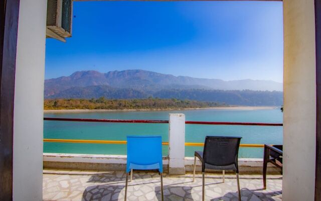 Shanti Residency - Ganga View