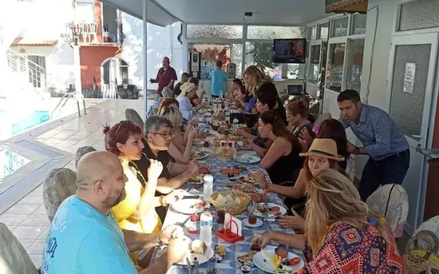 Alper Hotel