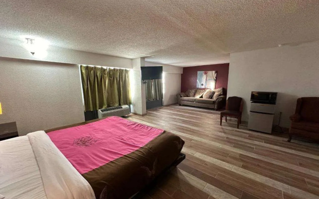 River Valley Inn & Suites
