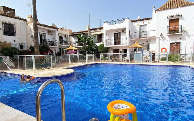 Nueva Nerja 52 Pubelo Andaluz Casasol