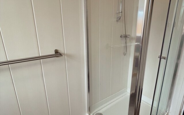 Contractor Accommodation - Cacco