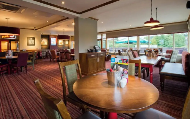 Premier Inn Sheffield/Barnsley - M1 Jct36