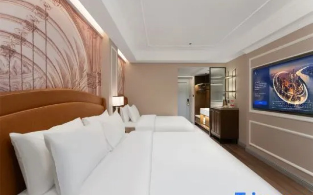 Vienna Classic Hotel (Zhongsujin Street Store, Manzhouli)