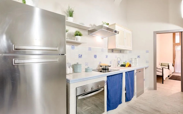 Santa Croce Cathedral by Mmega