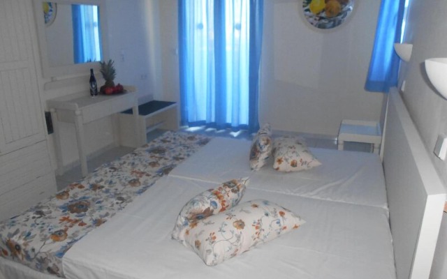 Summer Dreams Malia by Estia