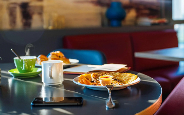 ibis Styles Douai Gare Gayant Expo