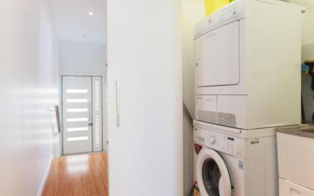 7a Judith Street - stunning duplex with ducted air conditioning