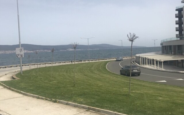 One-Bedroom Apartment in Nessebar
