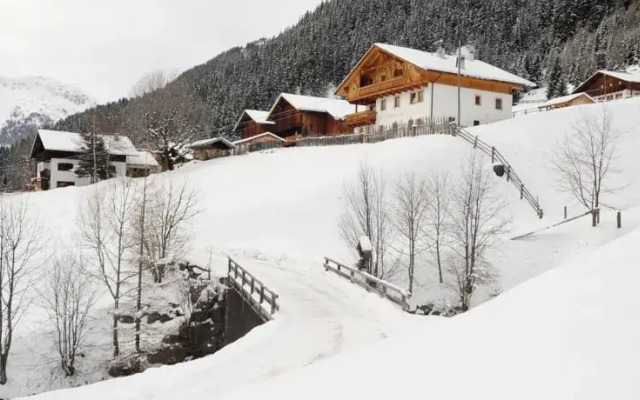 Hintermurrhof