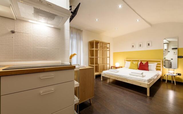 Via Duomo 196 in Naples