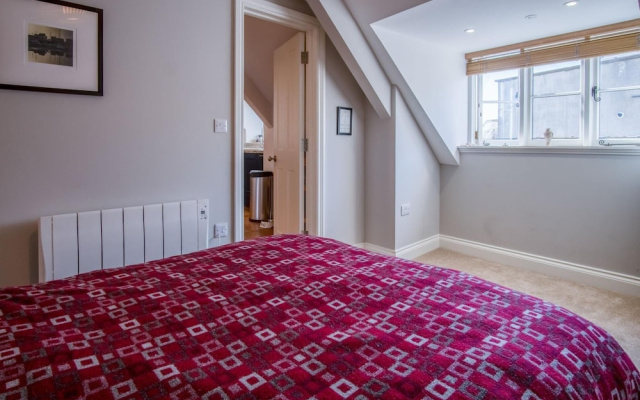 Captains Lookout - 1 Bedroom Apartment - Tenby