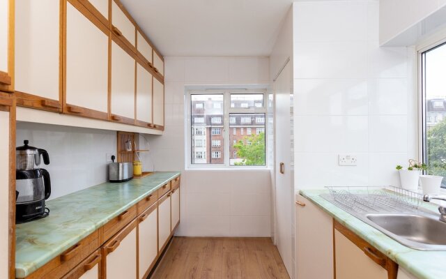 3 Bedroom Apartment In St Johns Wood