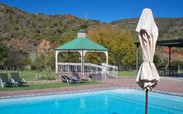 Old Mill Country Lodge & Restaurant