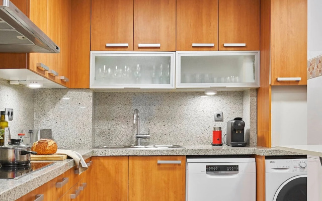 Love Local Life Near Sagrada Familia By Myrentalhost