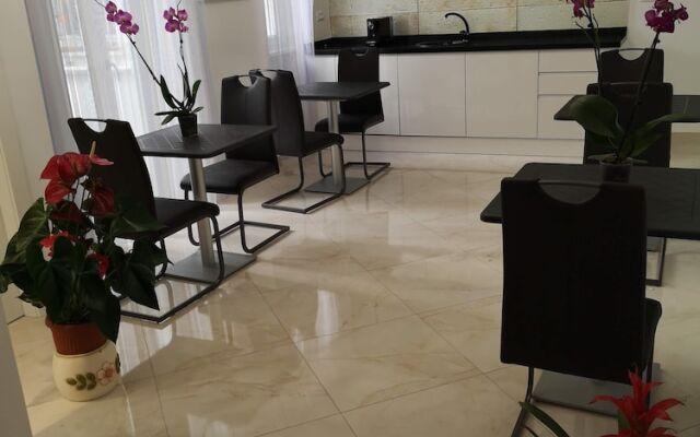 St. Peter Area Luxury Suites
