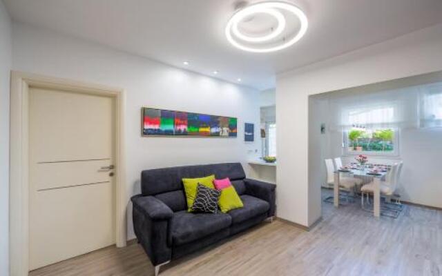 Apartments Dora