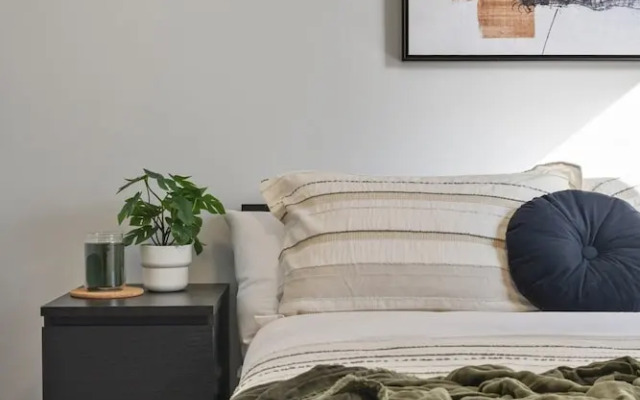 The Owl Petsok 3 Queenbd Firepit 3smarttvs