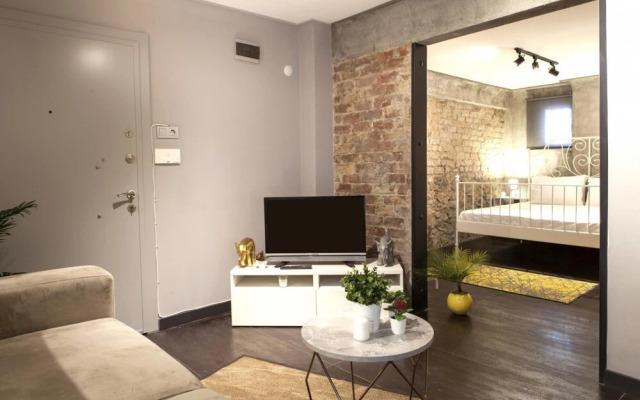 Chic and Central Flat in the Heart of Beyoglu