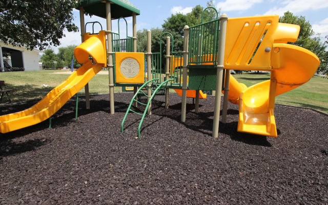 Fort Taneycomo 2 Bedroom Condo by RedAwning