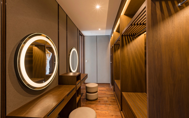 Sel de Mer Hotel & Suites