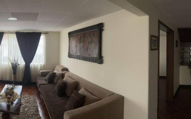 Casa 2 Pisos 100% Funcional En Cuenca Garantizado