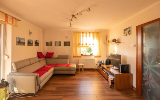 Holiday Home Razglednik