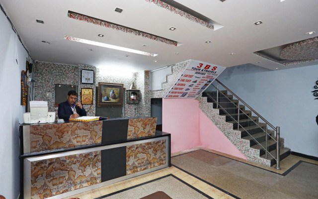 OYO 27884 Hotel 3bs House Dx