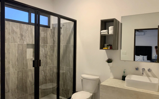 SILVERSANDS Hotel Boutique - 5Th Ave