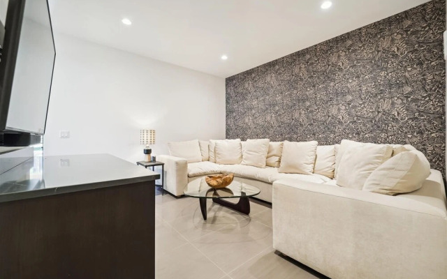 Outside The Bubble 4 Bedroom Home